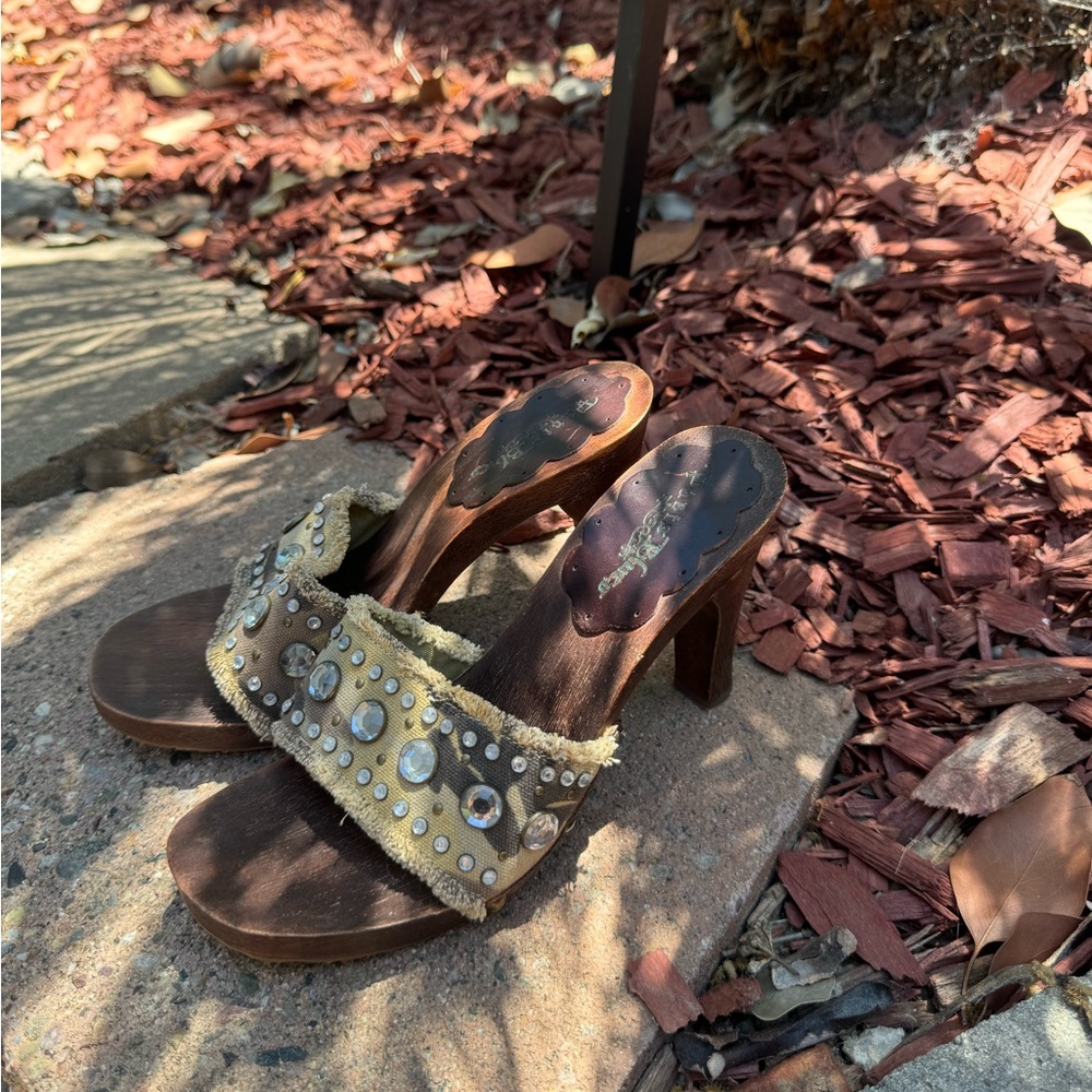 Vintage Y2K Brown Heels Short